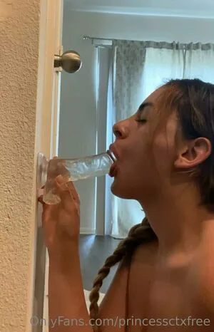 Princessctxfree OnlyFans Leaked Free Thumbnail Picture - #PT7d7Uf3n5