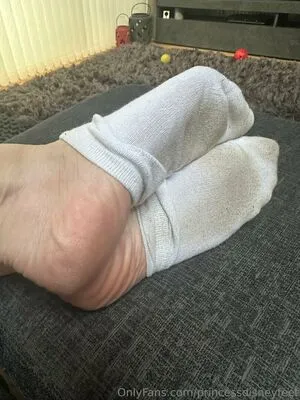 Princessdisneyfeet OnlyFans Leaked Free Thumbnail Picture - #O9Nzsim8pM