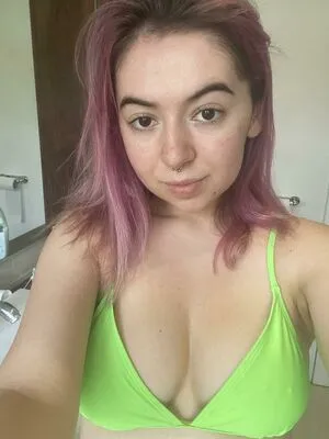 Princessemily18 OnlyFans Leaked Free Thumbnail Picture - #VbRaa2ayia