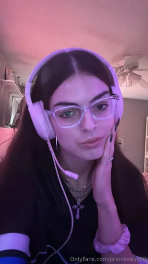 Princesslys99 OnlyFans Leaked Free Thumbnail Picture - #8Lo5wTrkaR