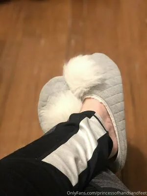 Princessofhandsandfeet OnlyFans Leaked Free Thumbnail Picture - #Vbp9mbZ0f6