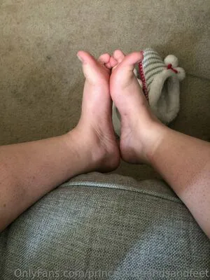 Princessofhandsandfeet OnlyFans Leaked Free Thumbnail Picture - #t80k2KXTJ2