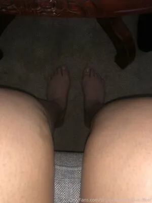Princessofhandsandfeet OnlyFans Leaked Free Thumbnail Picture - #zbPdbxg8Gm