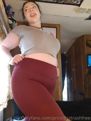 Princesstrashfree OnlyFans Leaked Free Thumbnail Picture - #GKH7YOPR0N