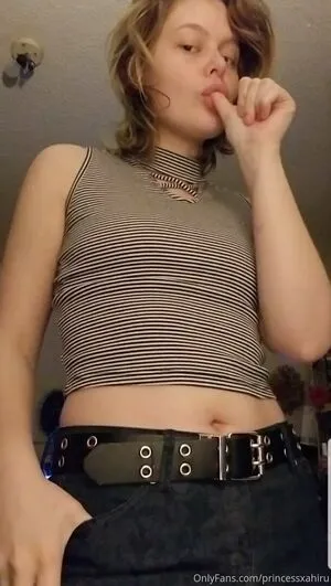 Princessxahiru OnlyFans Leaked Free Thumbnail Picture - #TxTRlGar74