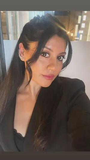 Priya Davdra OnlyFans Leaked Free Thumbnail Picture - #8G8kMALRDr