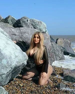 Priya Yasmin X OnlyFans Leaked Free Thumbnail Picture - #8XrKKNJux6