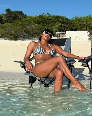 Priyanka Chopra OnlyFans Leaked Free Thumbnail Picture - #8NOy4jvlxb