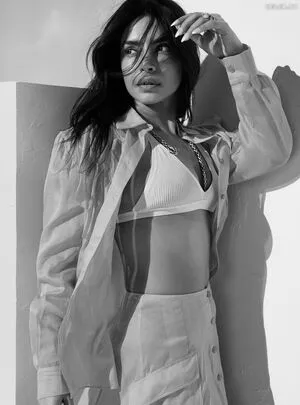 Priyanka Chopra OnlyFans Leaked Free Thumbnail Picture - #CprQCluBIF