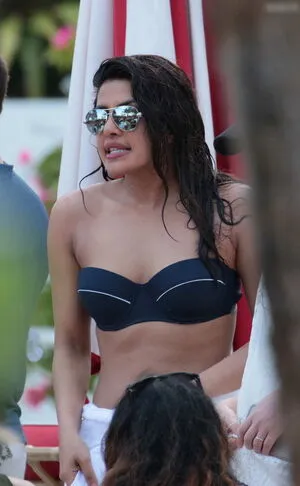 Priyanka Chopra OnlyFans Leaked Free Thumbnail Picture - #EEG3R8Q5hi