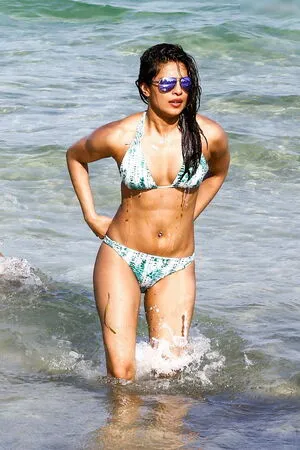 Priyanka Chopra OnlyFans Leaked Free Thumbnail Picture - #kAo2UCFHAO