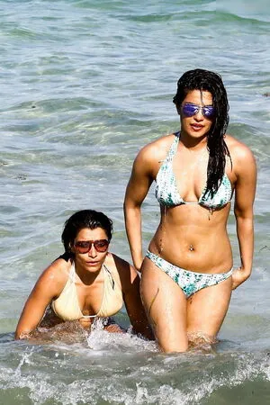 Priyanka Chopra OnlyFans Leaked Free Thumbnail Picture - #kB8VMEauhU