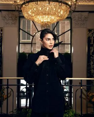 Priyanka Chopra OnlyFans Leaked Free Thumbnail Picture - #mspuERzb46