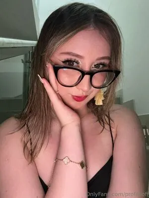 Profesofi OnlyFans Leaked Free Thumbnail Picture - #9WO3o5PsGU
