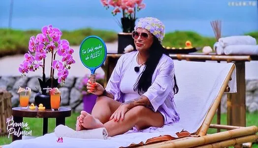 Promis Unter Palmen OnlyFans Leaked Free Thumbnail Picture - #1PBOVO2HGn