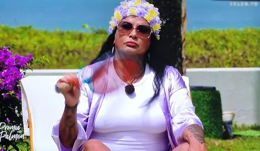 Promis Unter Palmen OnlyFans Leaked Free Thumbnail Picture - #SMOYtRAdbm