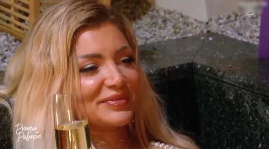 Promis Unter Palmen OnlyFans Leaked Free Thumbnail Picture - #rw1pbdqfa1