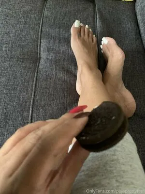 Pujaprettyfeet OnlyFans Leaked Free Thumbnail Picture - #8sAI7h2FR0