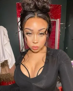 Puma Curry OnlyFans Leaked Free Thumbnail Picture - #dPFDyQ7BYZ