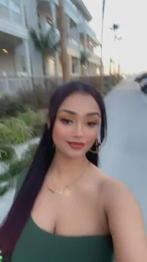 Punjabi Mami OnlyFans Leaked Free Thumbnail Picture - #EkaEErCDil