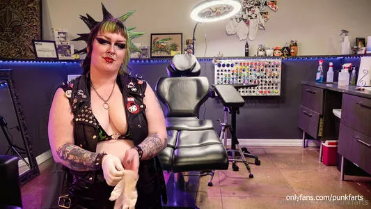 Punkfarts OnlyFans Leaked Free Thumbnail Picture - #VUVlD1foUE