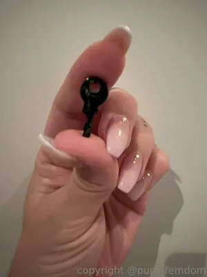 Pure Femdom OnlyFans Leaked Free Thumbnail Picture - #cFTB8VFS4D