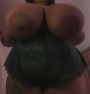 Purehoneyyy OnlyFans Leaked Free Thumbnail Picture - #R0T5HTPdR3