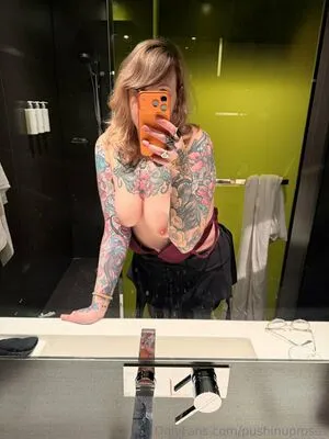 PushingUpRoses OnlyFans Leaked Free Thumbnail Picture - #39fySd2gpp