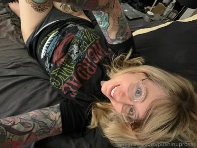PushingUpRoses OnlyFans Leaked Free Thumbnail Picture - #3whtQrpELh