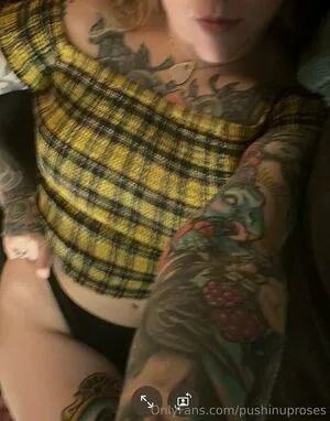 PushingUpRoses OnlyFans Leaked Free Thumbnail Picture - #69aB1zegYr