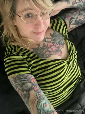 PushingUpRoses OnlyFans Leaked Free Thumbnail Picture - #Co3Yg2mSwH