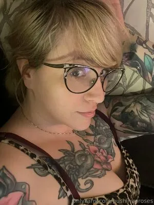 PushingUpRoses OnlyFans Leaked Free Thumbnail Picture - #GEagTW7UO1