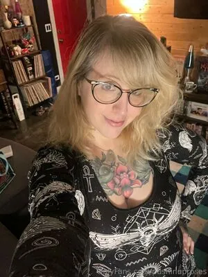 PushingUpRoses OnlyFans Leaked Free Thumbnail Picture - #GgLzH9g2Yc