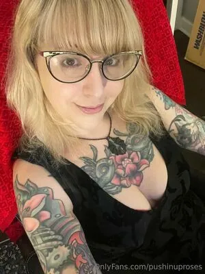 PushingUpRoses OnlyFans Leaked Free Thumbnail Picture - #HXp6n11dqy