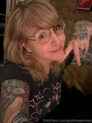 PushingUpRoses OnlyFans Leaked Free Thumbnail Picture - #Hnm38YLLjV
