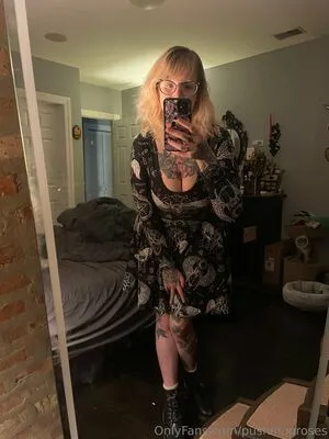 PushingUpRoses OnlyFans Leaked Free Thumbnail Picture - #KD5XoWj3kQ