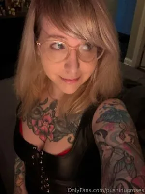 PushingUpRoses OnlyFans Leaked Free Thumbnail Picture - #KQhTQ2zdnU