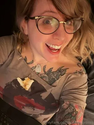 PushingUpRoses OnlyFans Leaked Free Thumbnail Picture - #LO8cniM1Wm