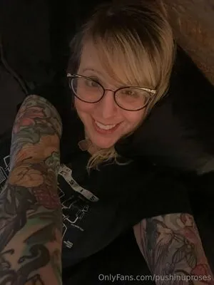 PushingUpRoses OnlyFans Leaked Free Thumbnail Picture - #ROM0V1nvqJ