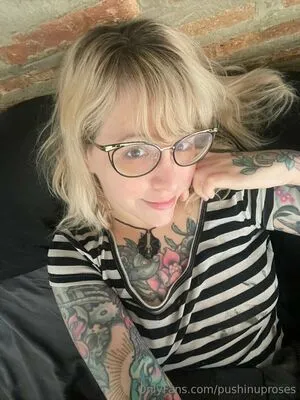 PushingUpRoses OnlyFans Leaked Free Thumbnail Picture - #SDY4hcAno6