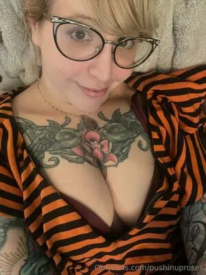 PushingUpRoses OnlyFans Leaked Free Thumbnail Picture - #c9CtO6EWxk