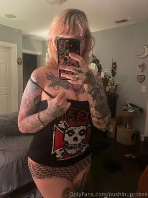 PushingUpRoses OnlyFans Leaked Free Thumbnail Picture - #dLXgkjF2c5