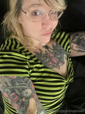 PushingUpRoses OnlyFans Leaked Free Thumbnail Picture - #exYU9FDVK0