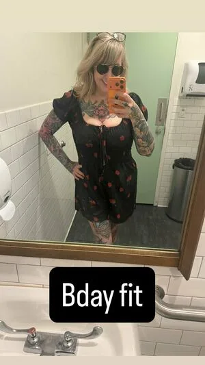 PushingUpRoses OnlyFans Leaked Free Thumbnail Picture - #gOqsyoiPNi