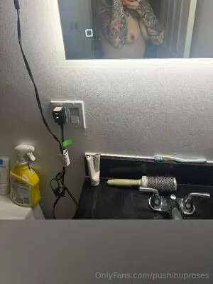 PushingUpRoses OnlyFans Leaked Free Thumbnail Picture - #gsWlwQJHvx