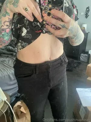 PushingUpRoses OnlyFans Leaked Free Thumbnail Picture - #kVovGeI7Aq