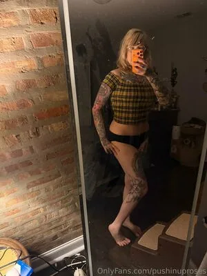 PushingUpRoses OnlyFans Leaked Free Thumbnail Picture - #xrGuzoxm9P