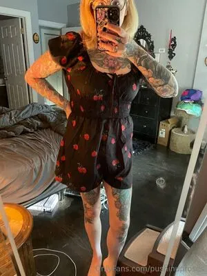 PushingUpRoses OnlyFans Leaked Free Thumbnail Picture - #z5503BLVAn