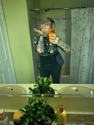 PushingUpRoses OnlyFans Leaked Free Thumbnail Picture - #zn9h1zabSl