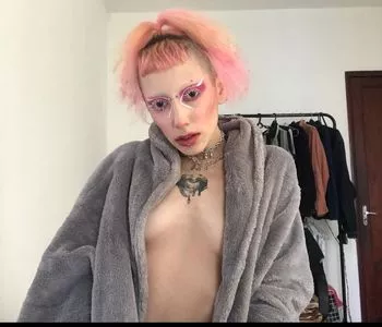 Putas Punk OnlyFans Leaked Free Thumbnail Picture - #sdkwwgnAfE